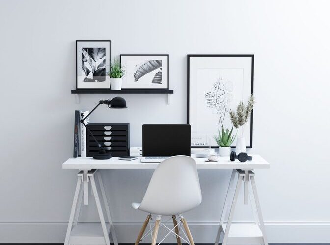 Simple Ways to Personalize Your Workspace for Comfort and Productivity